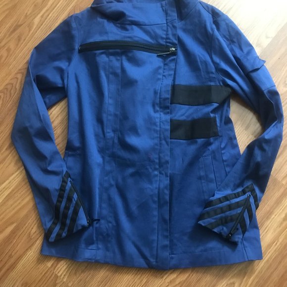 Schwiing Jacket  Blue - Picture 1 of 3